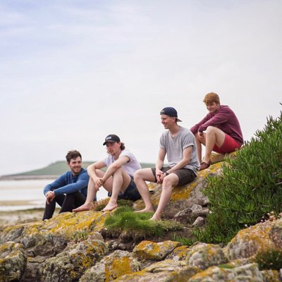 diamonddeposits's tweet photo. Sun kissed splendor from Cornish folk-poets @ennormusic https://t.co/brgXfxxOB7 https://t.co/P04E6253MF