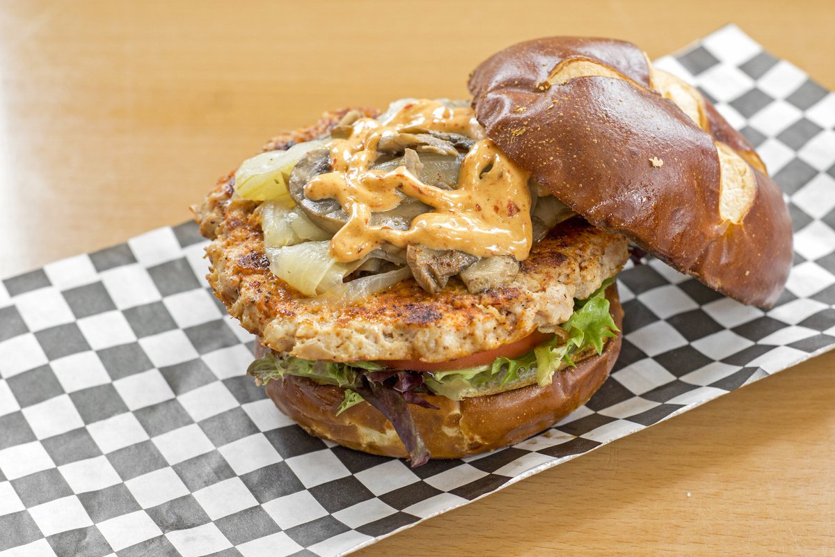 munchadobiz's tweet photo. The Gobbler is one of many burgers on the menu at Chicago's The Burger Point. We've been gathering menu style photography for their brand new website that is currently in production. #MAForRestaurants #OurMAClients #Chicago https://t.co/BpWuRlg69b