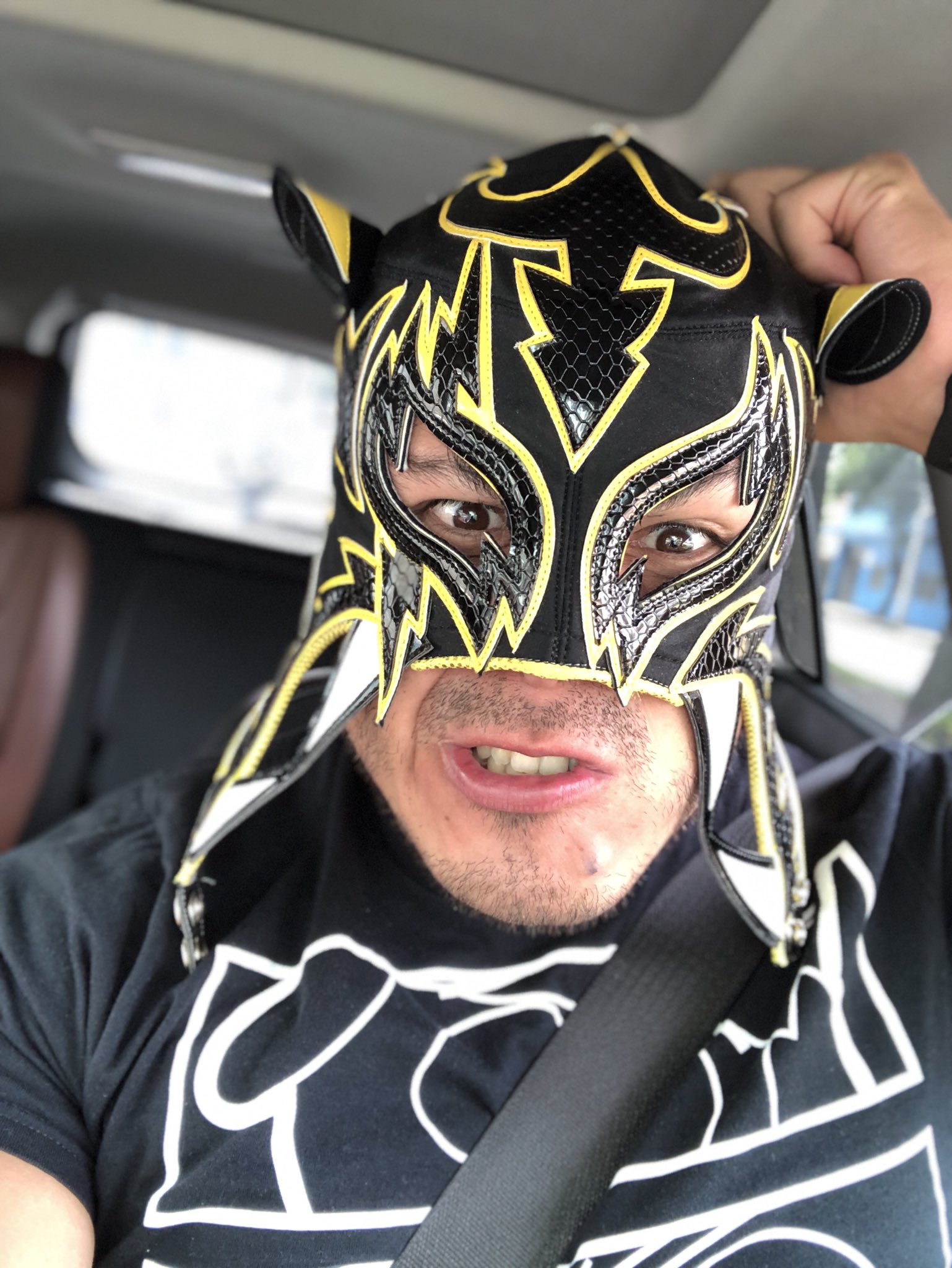 Puma King on X Ya estoy en camino a la Arena Ciudad de Mexico para darle una Victoria mas a LuchaElite en la guerra contra luchalibreaaa. Quien andara por ahi SI