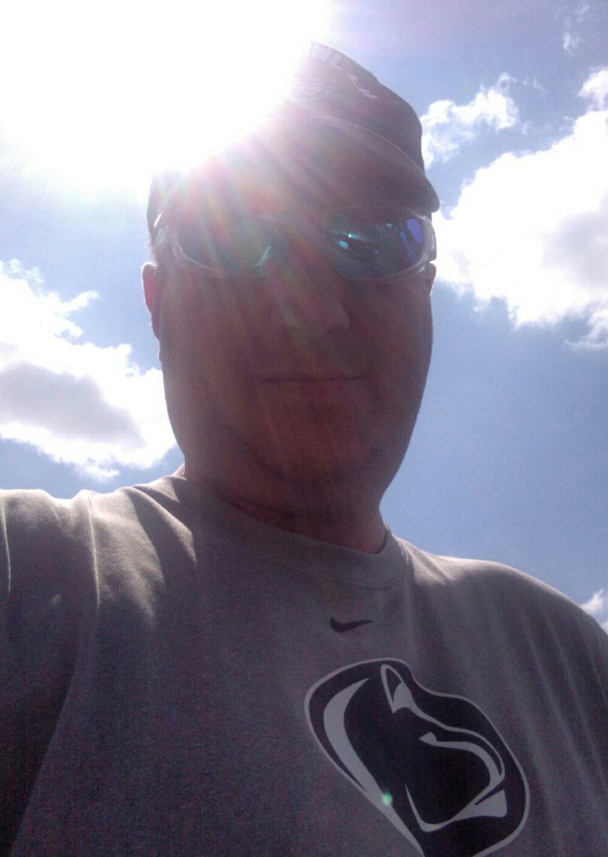 TheBinder82's tweet image. @975TheFanatic #975FanFest #LondonContest