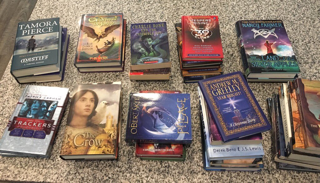 L2Tucker's tweet photo. Hey Tucker 6ELA @LeanderMSTigers Look at all the books a friend gave me for our classroom library 📚👀 #TheWestDen #LeadLMS #impactLMS https://t.co/hCgpMavWvf