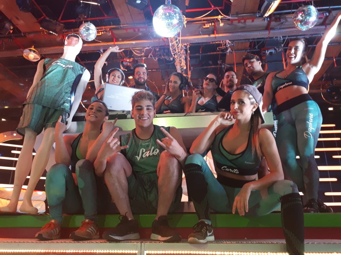 combatearg's tweet photo. Batalla de DJ'S con Mariano Vazquez
¡¡La foto con más RT suma 20 puntos a su Equipo!! 💚💚

#CombateATR https://t.co/7VwZ5E50kY