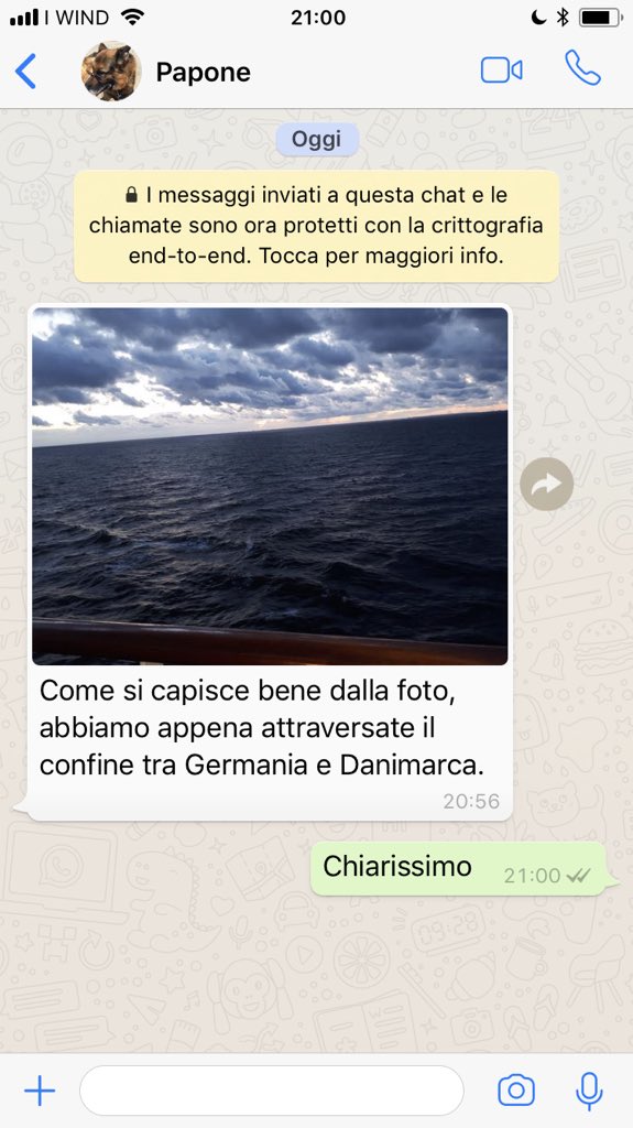 ValeRossignoli's tweet photo. Quanto mi fa ridere... sempre. #ironiaPortaloVia #papone https://t.co/lo0uzWaXyI
