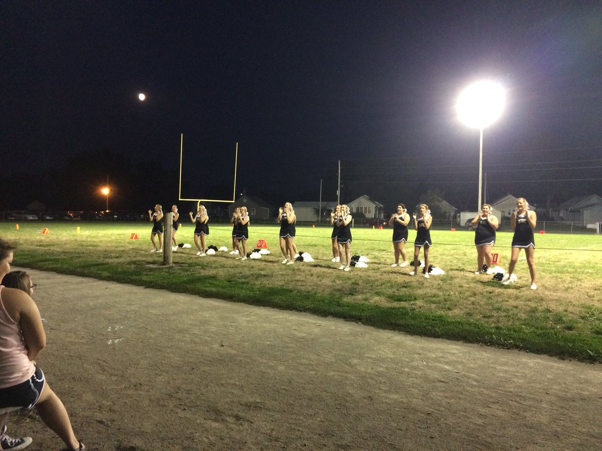 NorbornePirates's tweet photo. Aggie cheerleaders were right on Friday night! https://t.co/676hAUKNM2