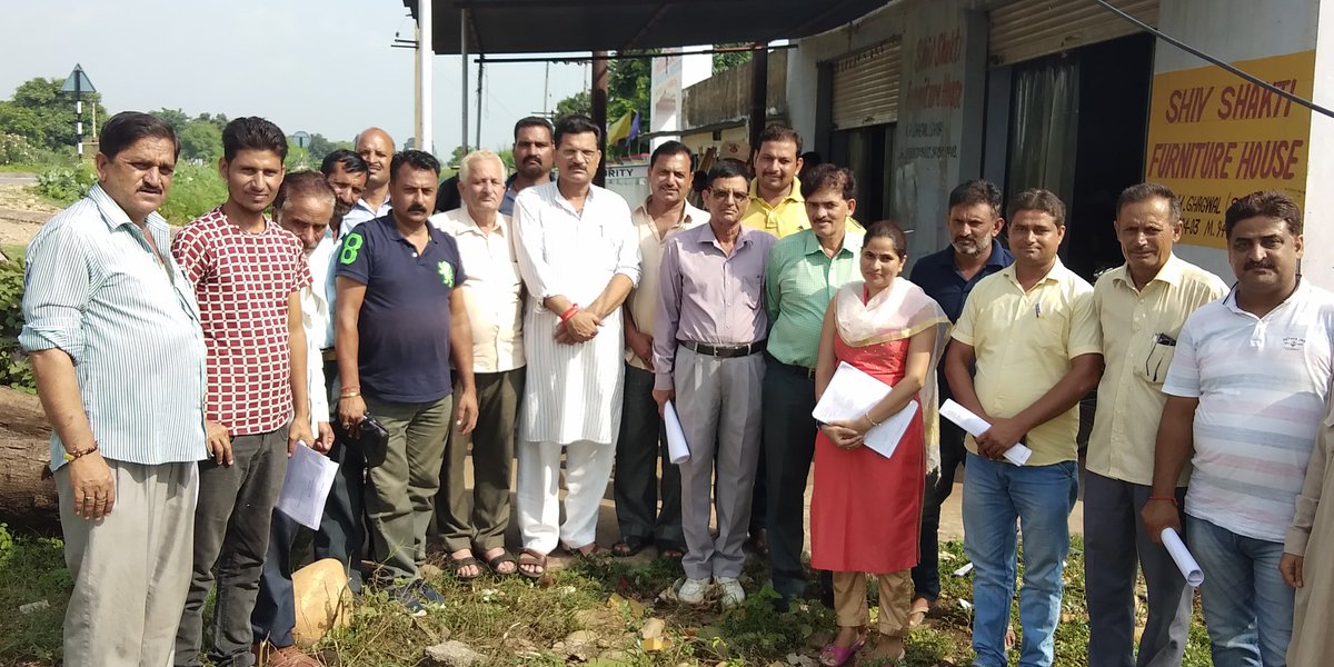 JammuBjp's tweet photo. Today meeting with Mandal Ghagwal Team regarding pyts election https://t.co/J62v19Vxt1