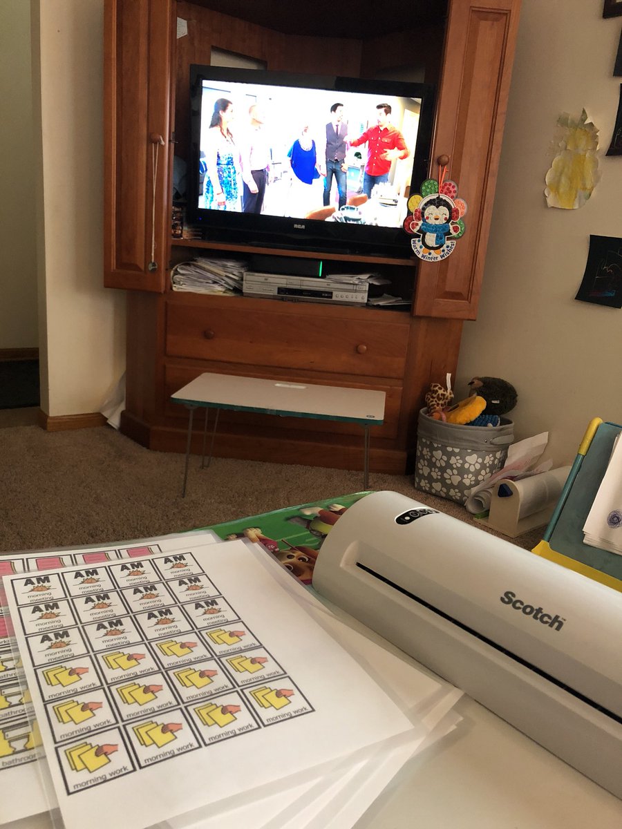 Steph_Spain's tweet photo. Saturday mornings are for making new visuals and HGTV β€οΈππ‘
#ourndsec #visualshedules #iteachtoo #iteachsped #autismawareness #printlaminatevelcrorepeat #SaturdayMorning #hgtv #propertybrothers https://t.co/SoeUo2lLhb