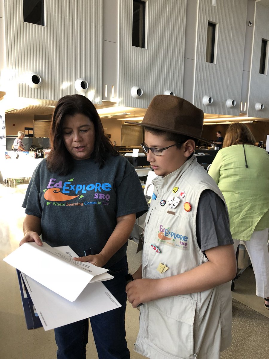 WJKEducation's tweet photo. Lots of positive energy as teachers “Explore” at ED-Stravaganza.  @ThePattersonFdn @EdExploreSRQ @sarasotaschools https://t.co/vXYEJQBolE
