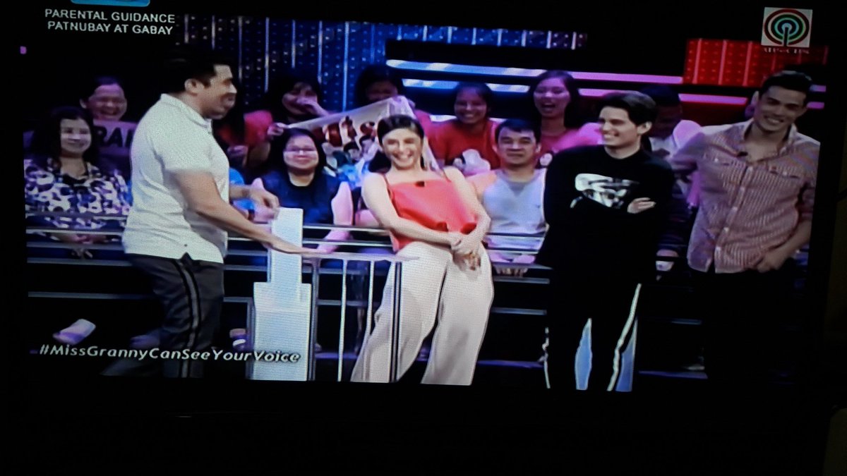 CChinita1's tweet photo. Trending at 2nd rank NW #MissGrannyCanSeeYourVoice @JustSarahG @XianLimm @tellemjaye @VIVA_Films @VivaArtists @ICSYVPH https://t.co/j3tB1Co5zt