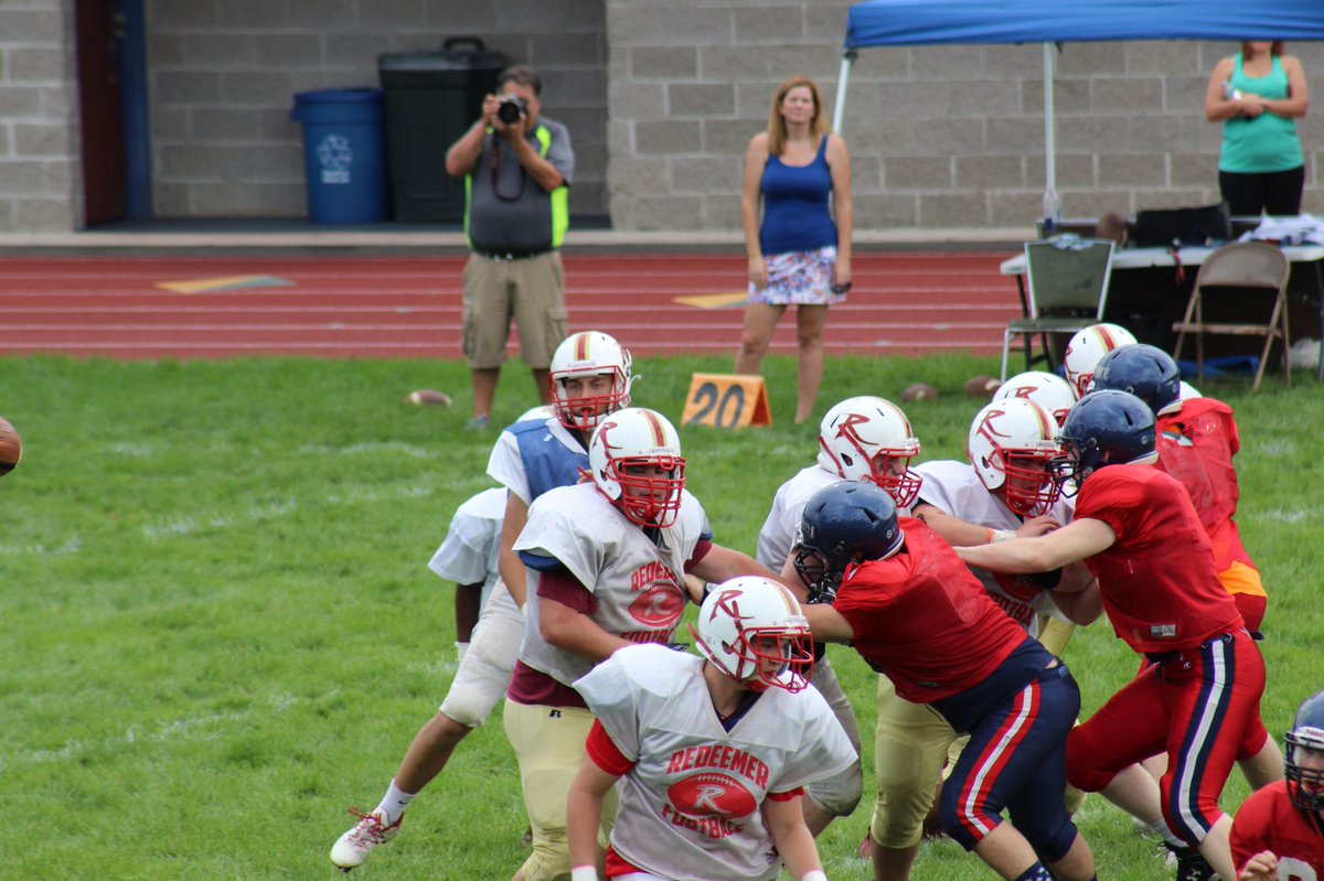 Holy Redeemer Royals Football tweet media