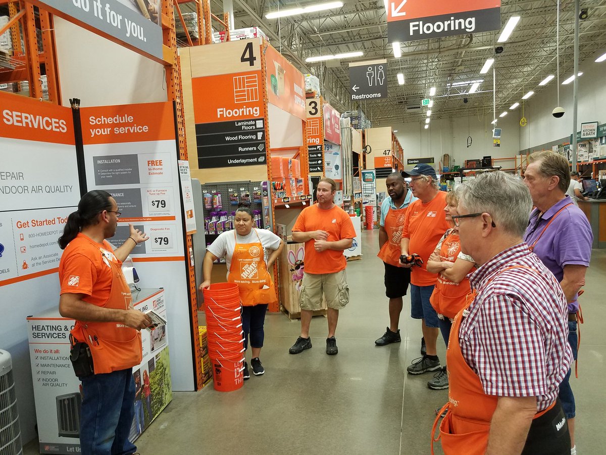 Tom Halbrook tweet media