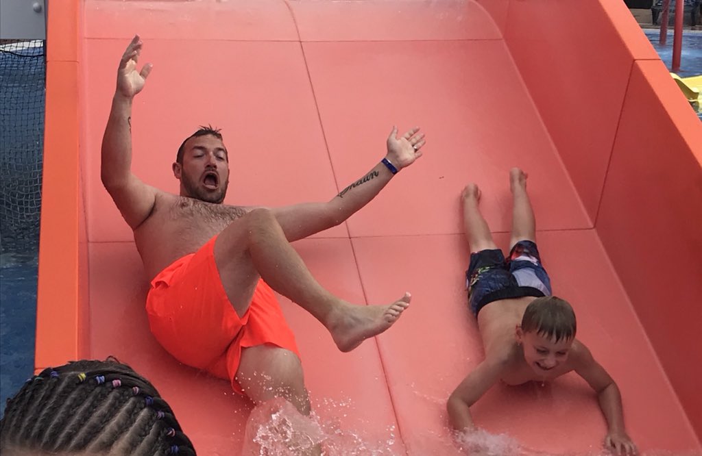 Caroline_Flemin's tweet photo. Absolutely howling at this photo of @DavidSt00164555 !! His face is hilarious 😂😂 #slidefail #hilarious #sofunny #makingmemories https://t.co/fSC6iinm4J