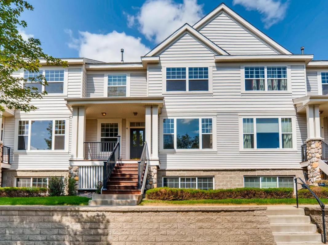BHHS_NP's tweet photo. We are looking for a buyer on 11205 Baltimore Street NE C #Blaine #MN  #realestate https://t.co/um5OPaY6Hq https://t.co/UgPAhiurDo