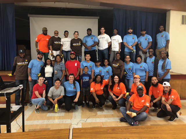 LAYCDC's tweet photo. An #MMYC partner school, Nicholas Orem MS, had a neglected courtyard that students couldn't play and learn in. Last week, we were able to clear the space, clean out the area, paint the walls, create a mural, build new picnic tables and benches, and create a clean and safe space! https://t.co/7sl98JadhX