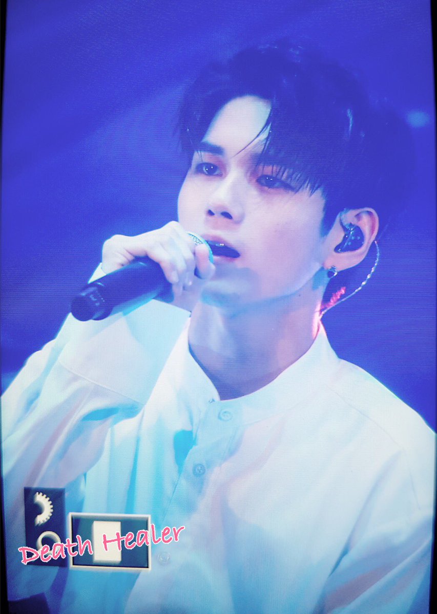 DeatHealer9596's tweet photo. 180825 ONE : THE WORLD in TAIPEI

ㅠㅠ

#옹성우 #ongseongwu #워너원 #WANNAONE https://t.co/fZZBJ8DFlq