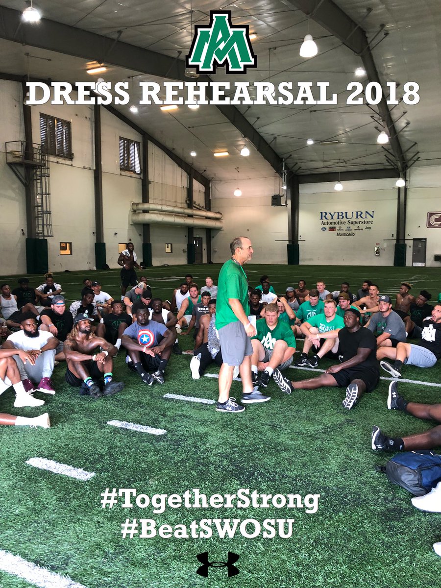 WeevilFootball's tweet photo. Dress rehearsal day is in the books! 6 days till kickoff! #TogetherStrong #BeatSWOSU #RingTheBell https://t.co/5oDQIChEos