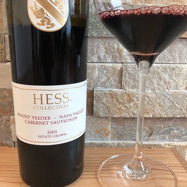 alficionado_ch's tweet photo. Hess Collection Mount Veeder 2005
always a great choice, even at this age. Well rounded and not too dense anymore either. try and enjoy it.
#americanwine #california #napavalley #californiawine #napavalleywine #mountveeder #hesswinery #hesscollection #… https://t.co/wKAdKqHxb3 https://t.co/h9r0qAWv06