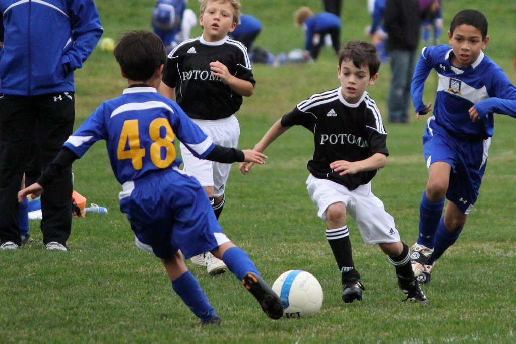 SoccerConcepts's tweet photo. Tactical Concepts 2: Possession; Establish, create space, penetrate, retain and teach support.  How we teach &amp; relate these exercises to the game for the players is key!  Read more at https://t.co/XNqoZKPoEB. #youthsoccer #soccercoach #playerdevelopment #soccercamps #soccer https://t.co/nVhPxAeTBW
