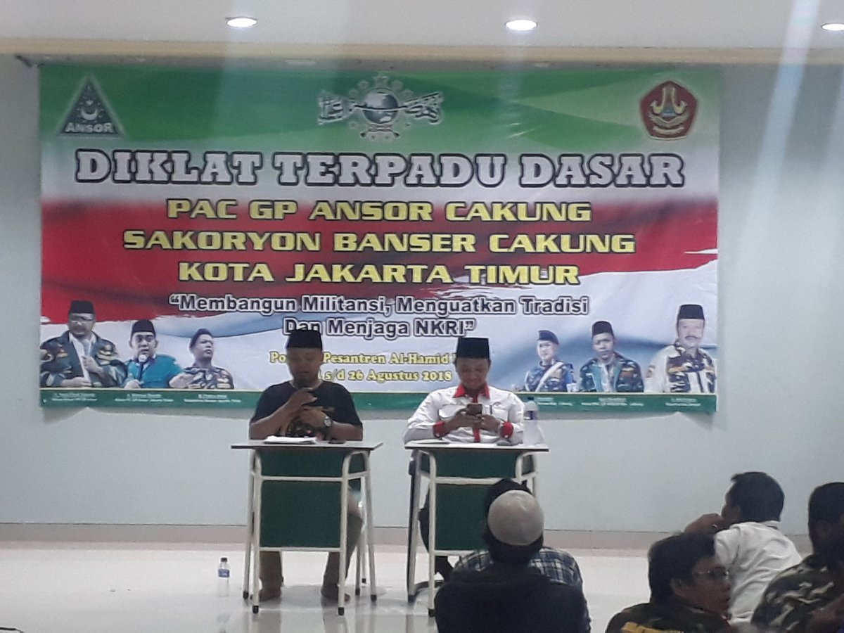 ansorjaktim_'s tweet photo. Materi dari KEMENPORA oleh H.Abdulloh Mas'ud juga dari Wakil Ketua Komisi Dakwah NU Pusat

Ke-BANGSA-an dan Ke-PEMUDA-an

@nucare_lazisnu 
@nu_online 
@KEMENPORA_RI 

#BANSERBersamaKEMENPORA https://t.co/9Xzsxu9j6z