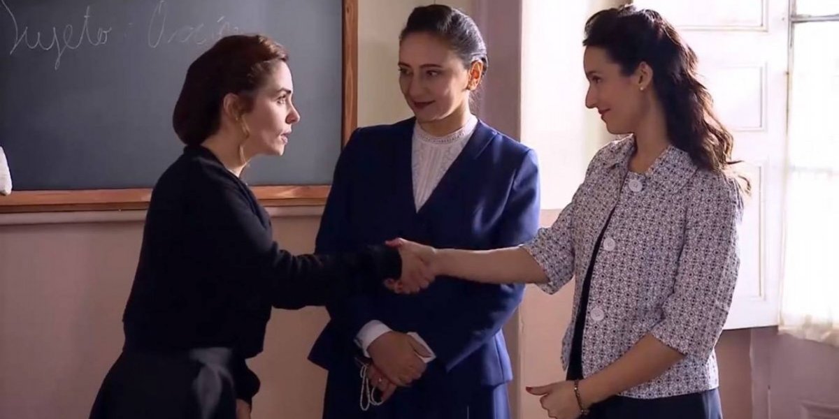 PublimetroChile's tweet photo. "Barcedistas" unidos: Fans de "Perdona nuestros pecados" inician petición para tener un spin-off de "Mechita" y Bárbara
https://t.co/QfnepYul34 https://t.co/3SL69TejHo