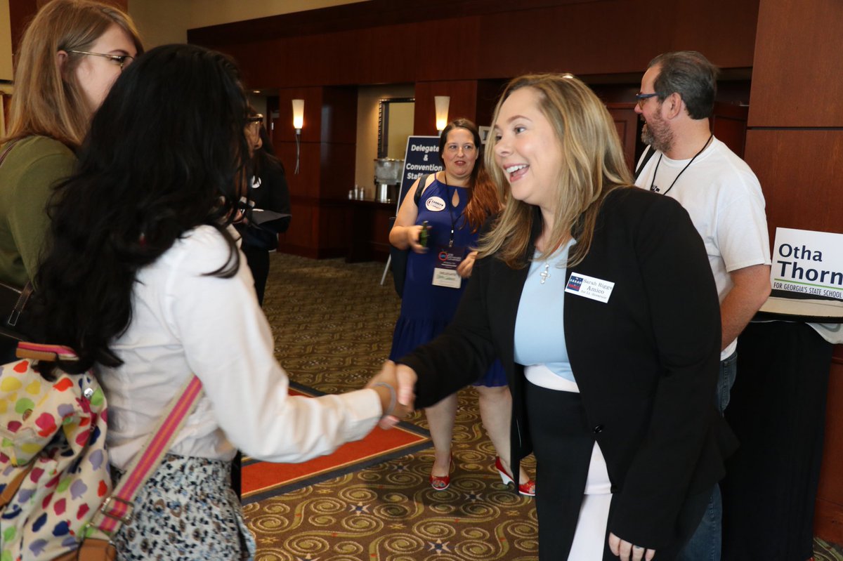 SarahRiggsAmico's tweet photo. Meeting young leaders at the #DPGConvention #GeorgiaThriving #gapol #SarahforGeorgia #TheFutureIsFemale https://t.co/IXD5Q8xTUY