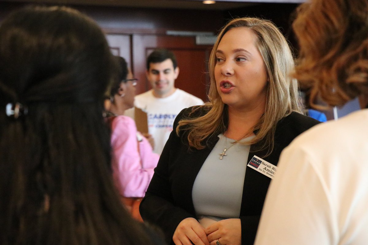 SarahRiggsAmico's tweet photo. Meeting young leaders at the #DPGConvention #GeorgiaThriving #gapol #SarahforGeorgia #TheFutureIsFemale https://t.co/IXD5Q8xTUY