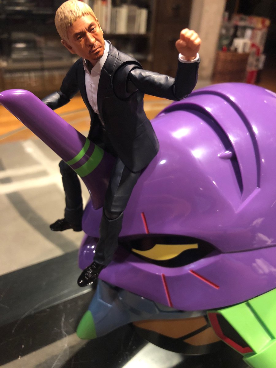 ダウンタウンのそっくりフィギュア発売 笑える遊び方が広がる Togetter