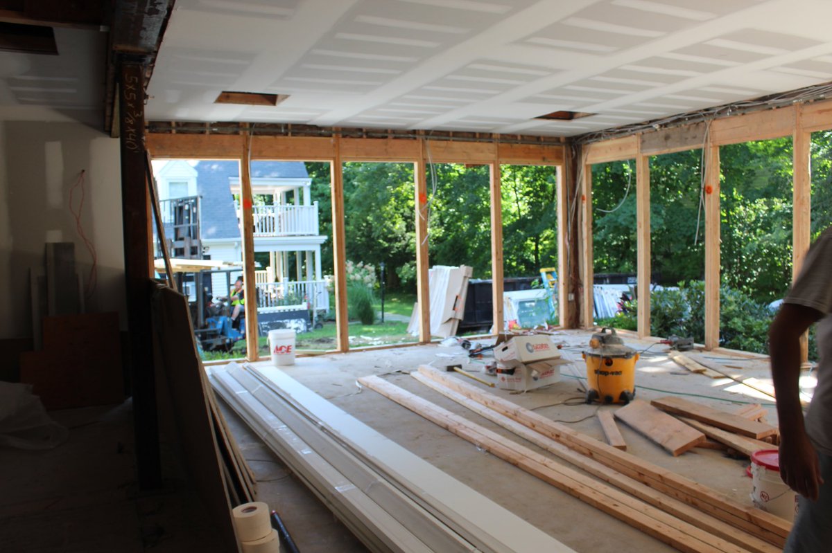 RogerShermanInn's tweet photo. Take a peek into our renovation process! https://t.co/BDYuwEYMmM
