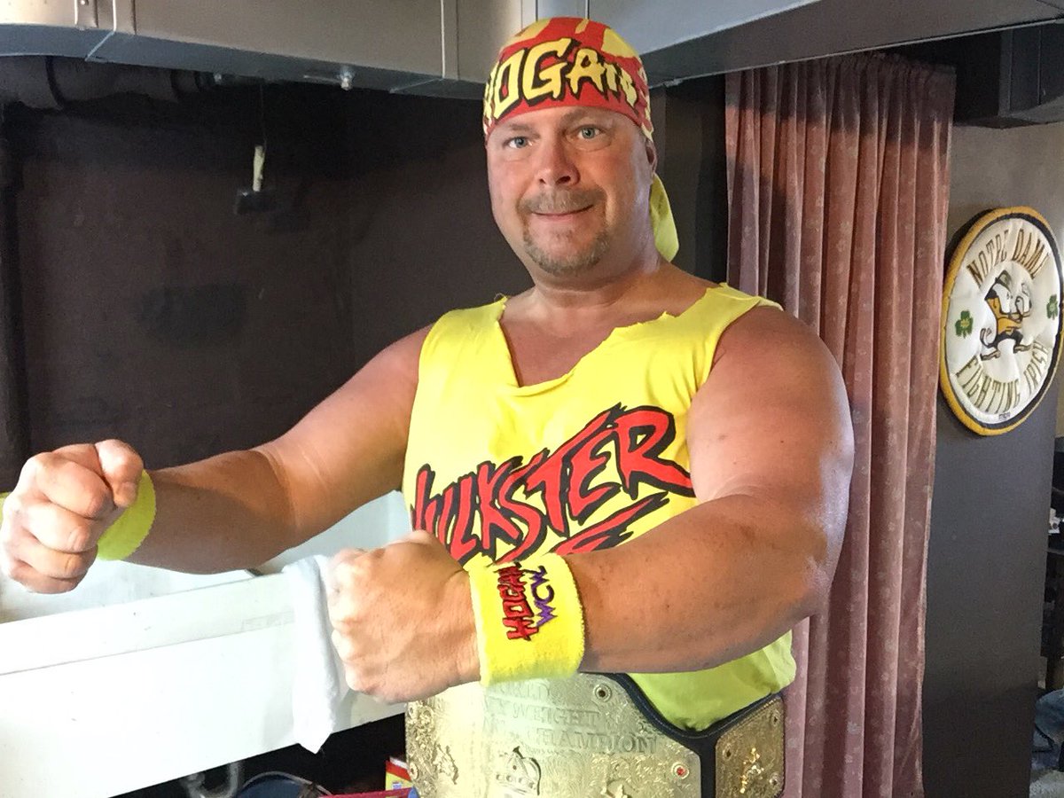 MarkGrossi72's tweet photo. @HulkHogan just one more. I even followed you through the WCW days! https://t.co/rX9CsIKZDa