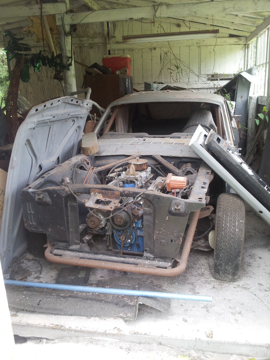 slmetheny's tweet image. Wish I had known #Cameras were going to get lighter when I started this #prerig.
Note* #Diskbrakeconversion and relocated center console E-brake.
#2F2F #precisiondriver #stuntlife #actorslife #driftlife
#Callsheets and check stubs available upon request.