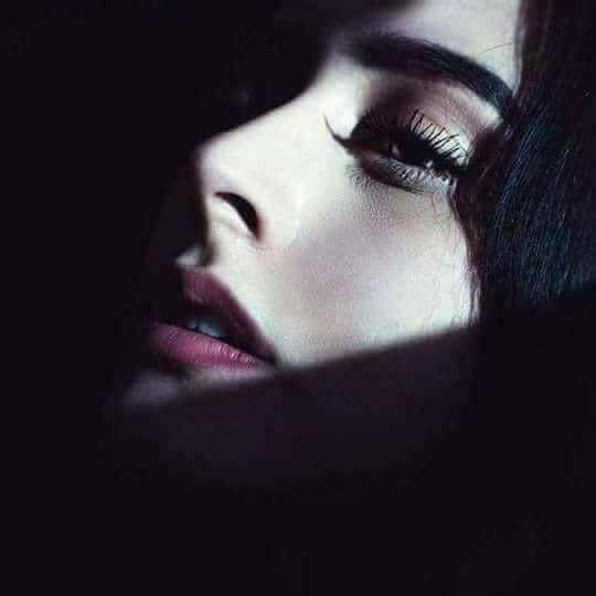 PoetryUrdu's tweet photo. ﻧﮧ ﺟﺎﻧﮯ ﮐﺲ ﻟﯿﮯ دھندﻻ ﺭﮨﺎ ﮨﮯ ﮨﺮ ﭼﮩﺮﮦ
ﯾﮧ ﻣﯿﺮﺍ ﺁﺧﺮﯼ ﺩﻡ ﮨﮯ ﮐﮧ ﺭﻭﺷﻨ�� ﮐﻢ ﮨﮯ..؟
#بزم_شاعری https://t.co/5CLDb7eXnZ