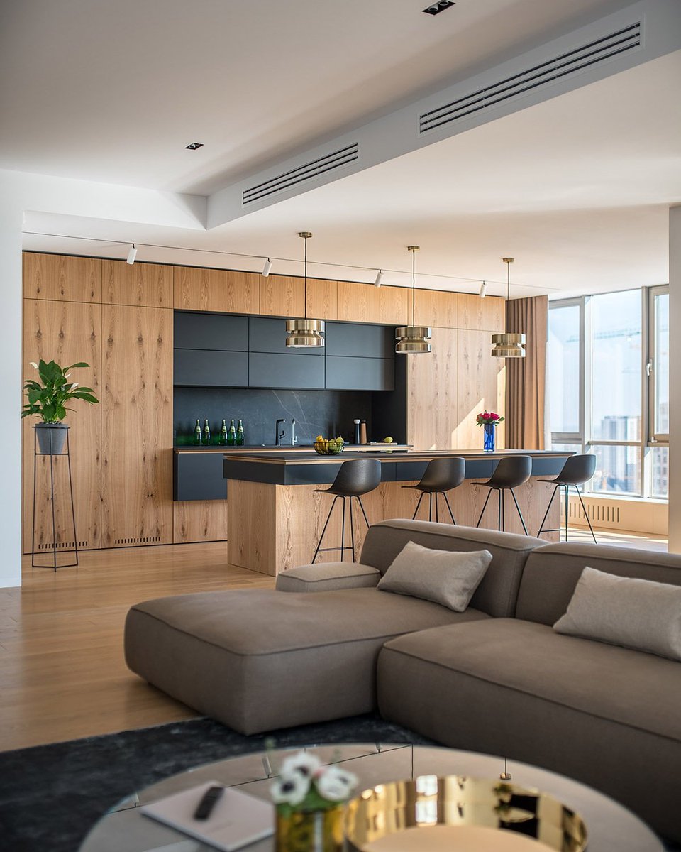 cylops03's tweet photo. Pretty open floor plan apartment #brownsofa #openfloorplans #livingspaces #apartment #homestyling #homedesign #interiorstyle #interior #interiordesign #Creativity https://t.co/X68lBORUH9