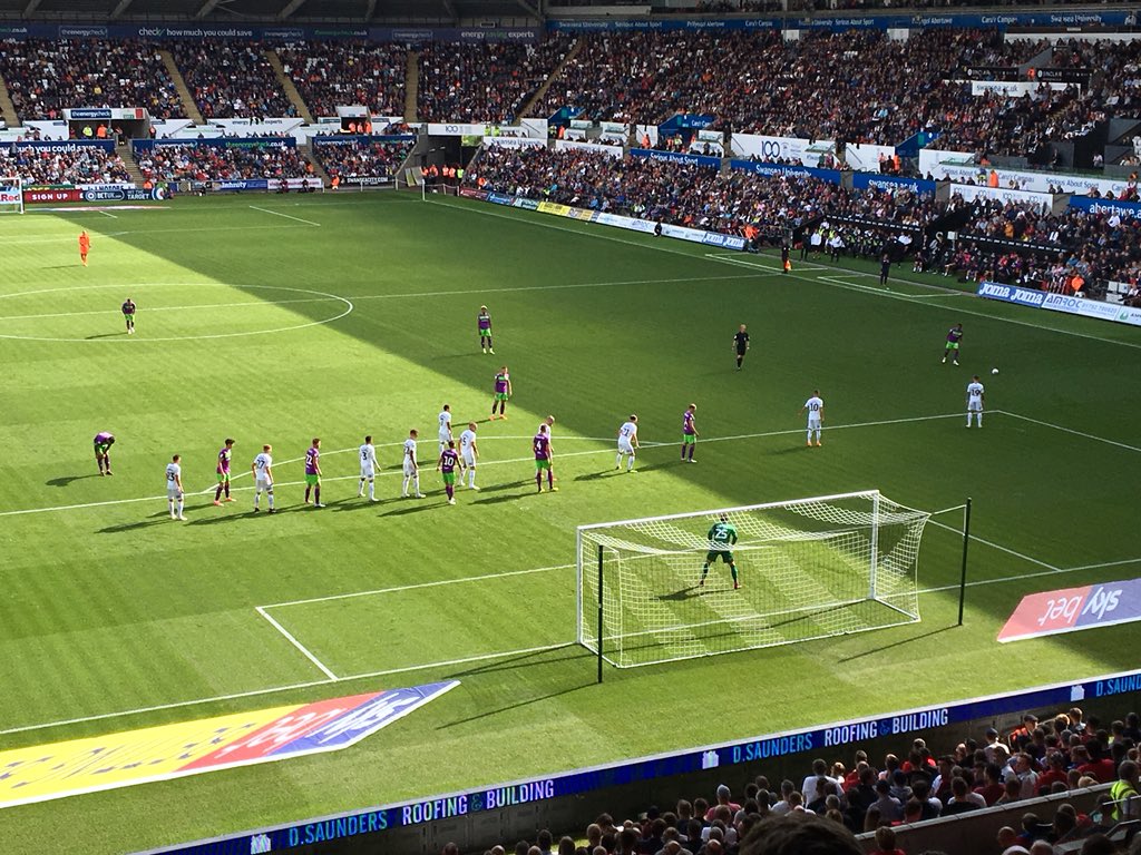 Dr_DeanAllen's tweet image. Massive 3 points for @BristolCity at #Swansea today #SWAvBRC @SkyBetChamp #BristolCity