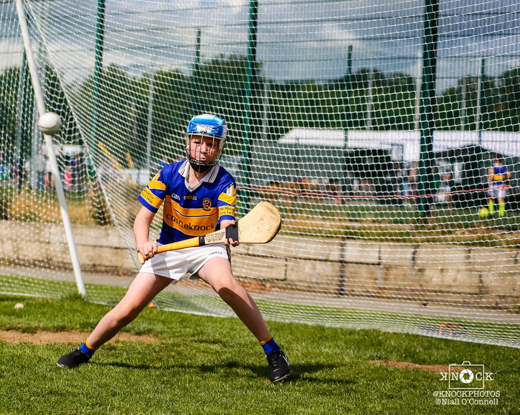 KnockPhotos's tweet photo. Well done to @CastleknockGAA Senior Hurlers hosting excellent skill sessions, free taking and goalkeeping masterclasses for the Juvenile teams at Somerton today. https://t.co/VeI5X8enXW
