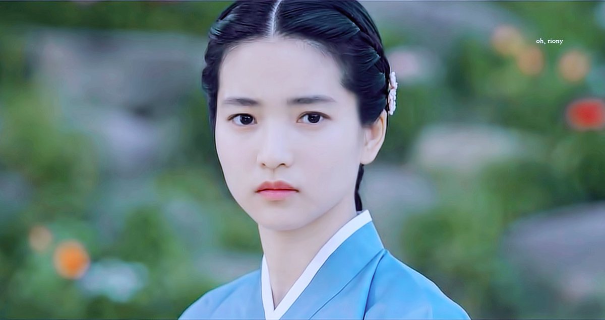 5219_4's tweet photo. #미스터션샤인 E15 #고애신 #김태리

수채화로 그려놓은 그림같아

https://t.co/oiWFHzprIJ https://t.co/iu0mc18blL