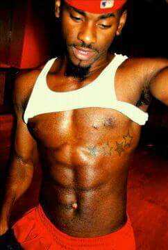 DeezAll's tweet photo. WHERE MY CHOCOLATE NIGGAZ @ https://t.co/MohtbLnMYp