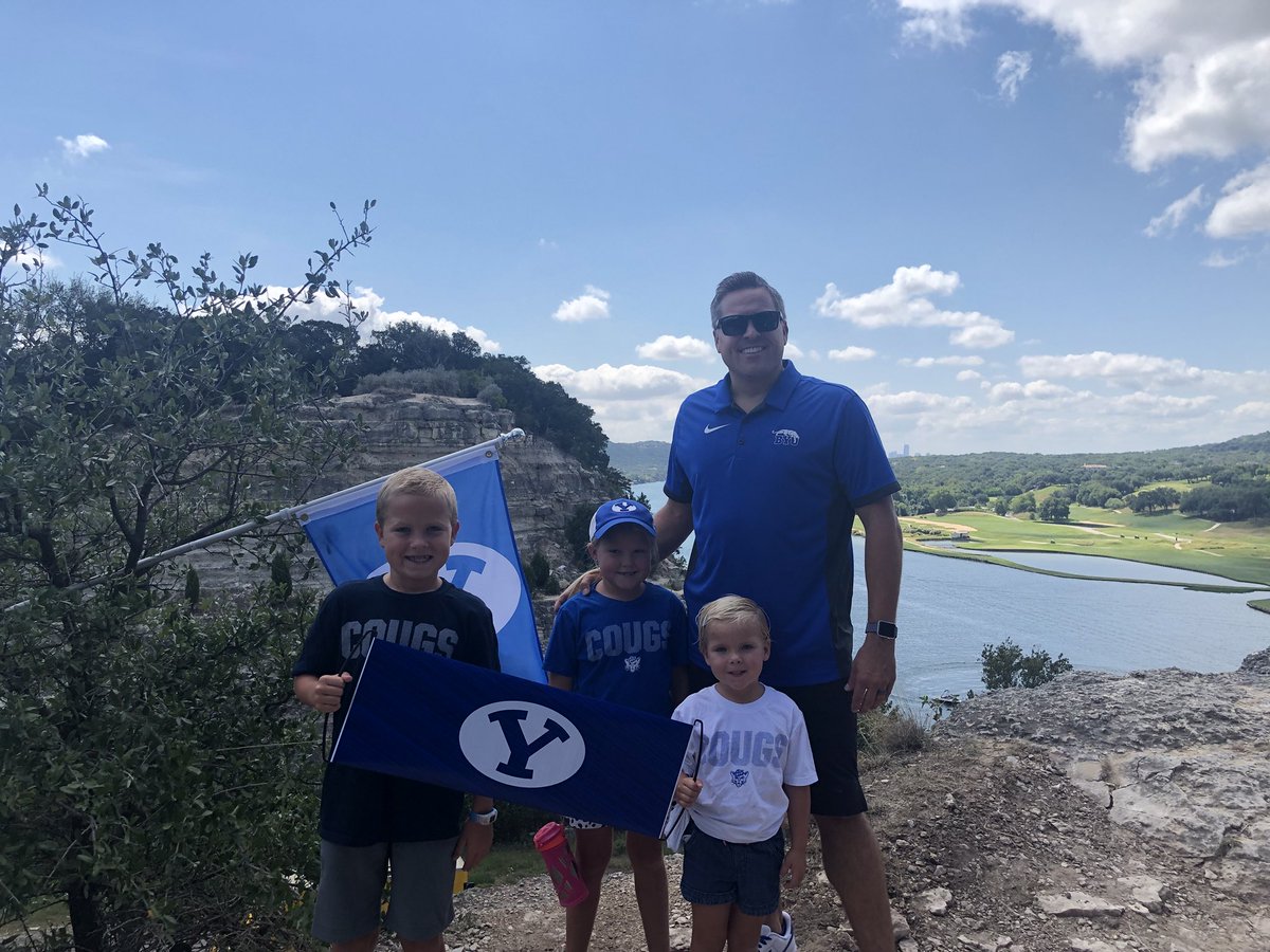 JWalburger's tweet photo. Go Cougs! #byu50 Austin!!! @byucougars https://t.co/8mbV9nUb3t