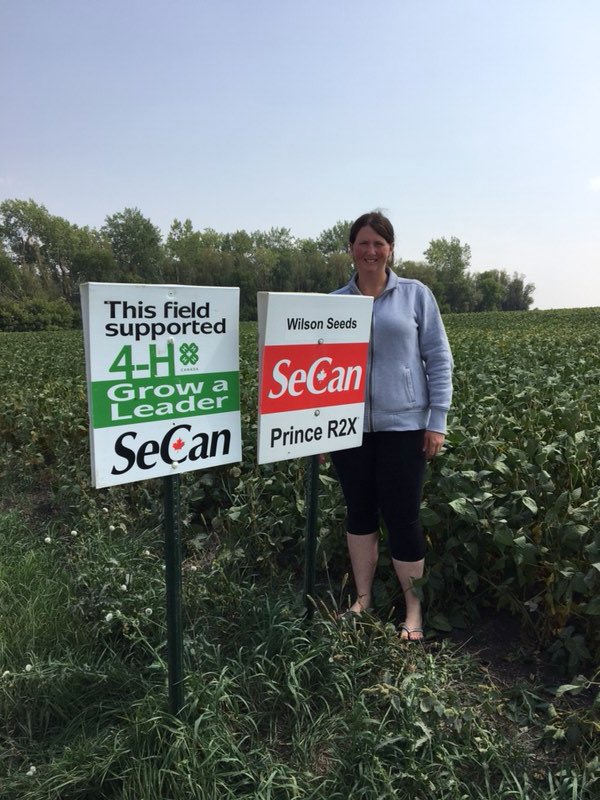 JennESprung's tweet photo. #SeCanGrowaLeader #LaRiviereBeef4H thank you Secan for support 4H. Leaders in agriculture supporting tomorrow’s leaders in agriculture!! https://t.co/uAWjomLfEh