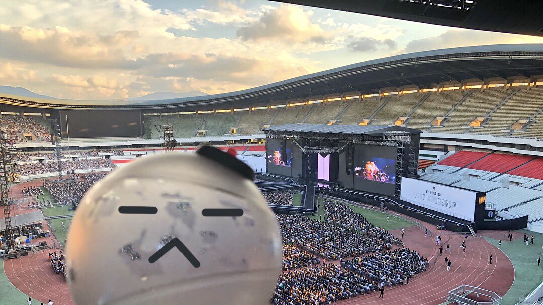 yople912's tweet photo. 0825 럽셀콘 개인적인 후기 (타래)
#BTS #BTSLoveYourselfTour https://t.co/XNRMxsbCyS