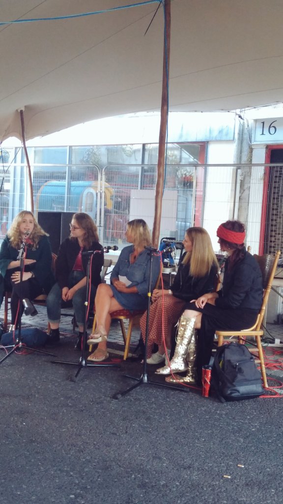 gillian_m_c's tweet photo. Delighted to see #WaterfordWalls talk today about Women Creating Change Through Creativity: a completely female panel talking about women's experiences in art &amp; history. More of this please! Kudos to @MelanieCLynch @dpgilligan @amydebhrun @eileenosulliva5 @GraceOSllvn 👏 https://t.co/HQMKrQEeZv