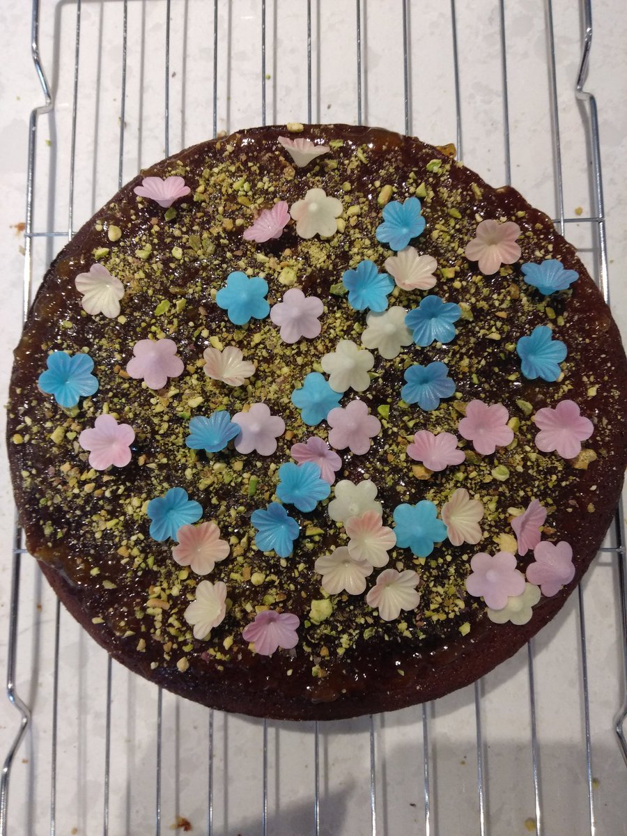 999William999's tweet photo. Another recipe attempted from @Nigella_Lawson #Atyourtable . I didn't have any Rose petals so made do with wafer flowers...Pear, Pistachio and Rose cake 😎😋 https://t.co/WPorRAL09W