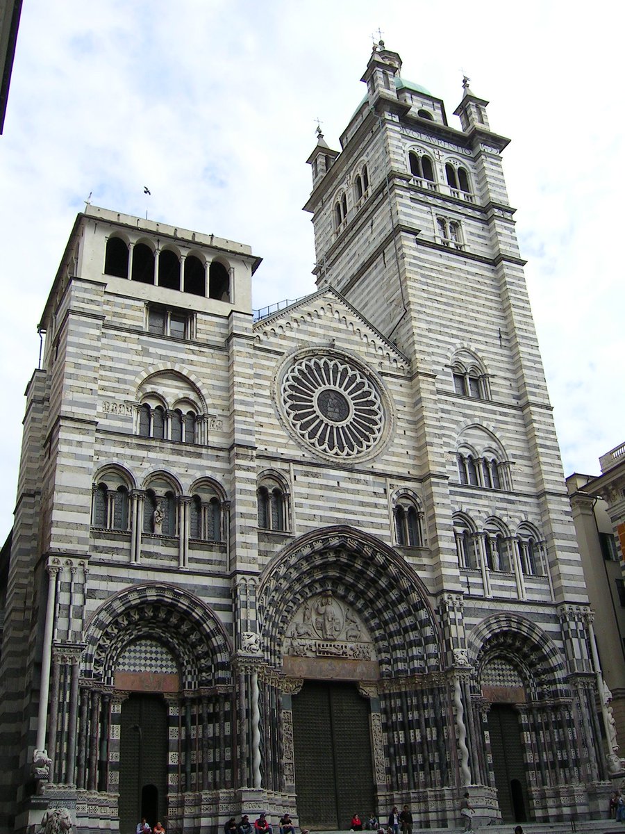 After the shock and the tears we want to spread the beauty of #Genoa around the world, that's why we want to share this great article of <a href="/CNTraveler/">Condé Nast Traveler</a> that will make you feel the atmosphere, scents and delicious tastes of our amazing town: bit.ly/2PCQkdN