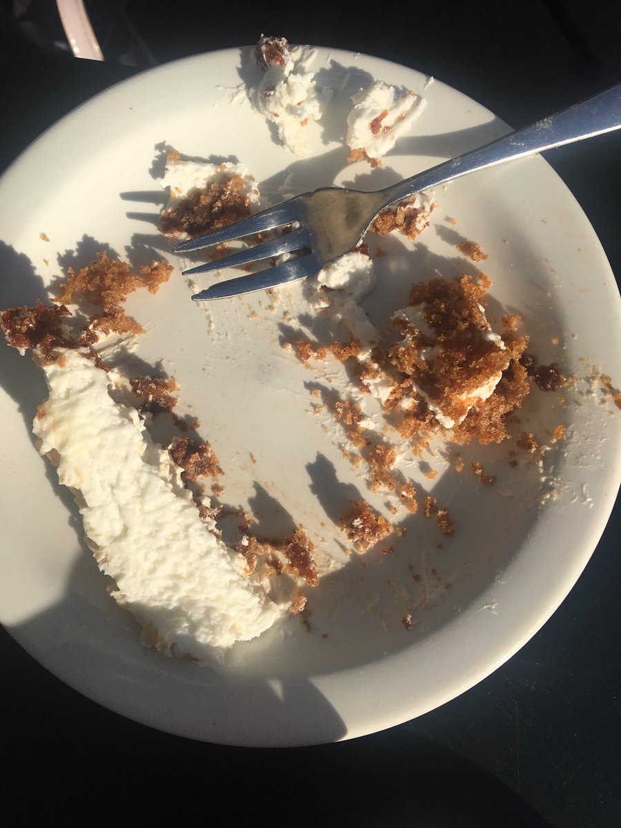 EileenKelly33's tweet photo. That carrot cake @valentine_hb didn’t last long Rose @CelticMaebh and Olwen @EndBackPainTday! Lovely evening in #HebdenBridge https://t.co/FxGpqf0OH7