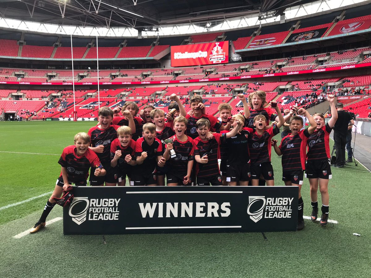 WadeDeaconPE's tweet photo. What a fantastic weekend. Extremely proud of the Year 7 boys. They have demonstrated a brilliant attitude, impeccable manners and an excellent team spirit. Effort on effort. National Champions 2018
#Wembley 🏆 https://t.co/qOT2AVnvvZ