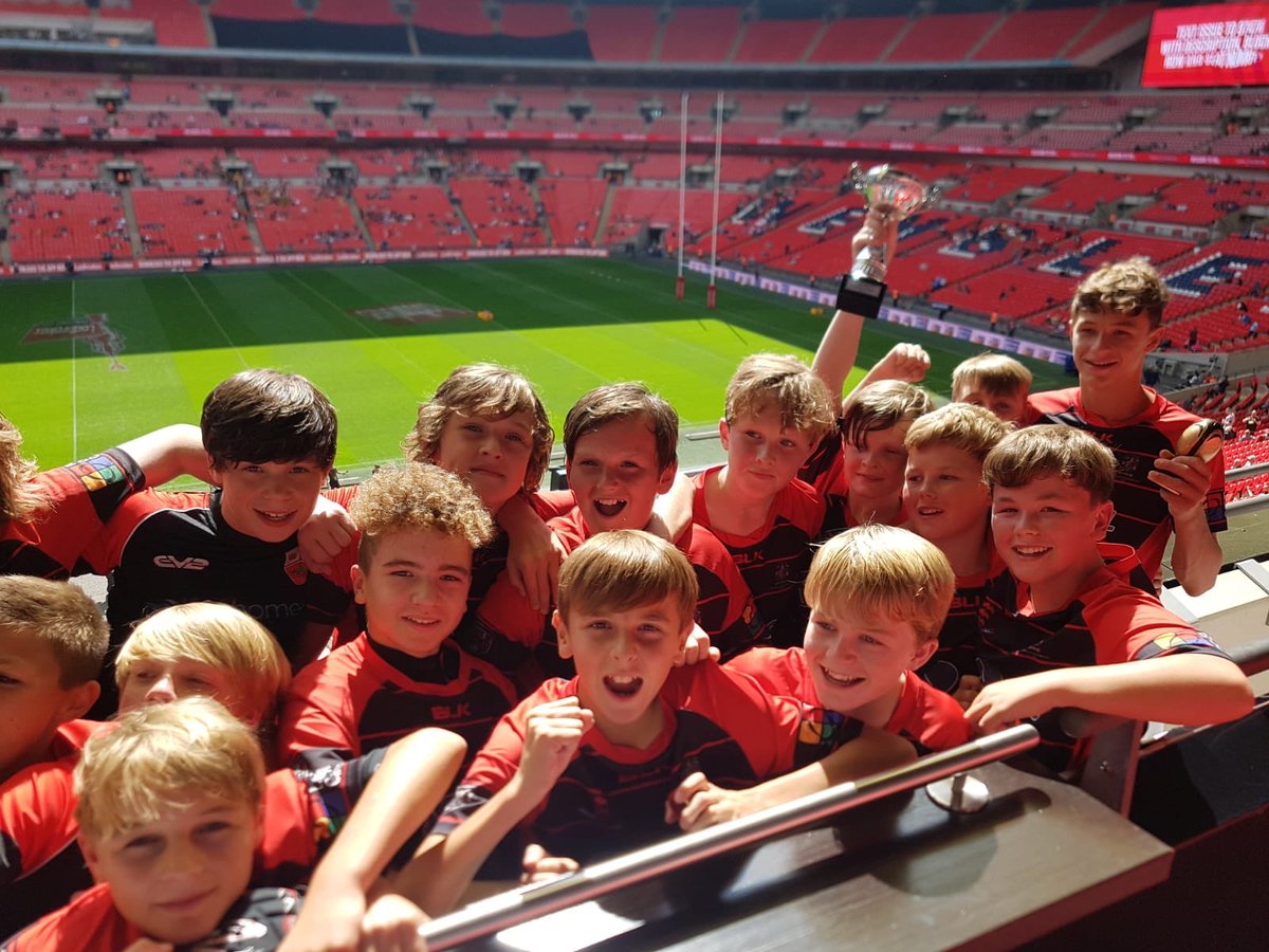 WadeDeaconPE's tweet photo. What a fantastic weekend. Extremely proud of the Year 7 boys. They have demonstrated a brilliant attitude, impeccable manners and an excellent team spirit. Effort on effort. National Champions 2018
#Wembley 🏆 https://t.co/qOT2AVnvvZ