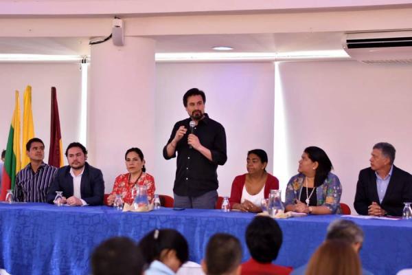 nuevodiaibague's tweet photo. Líderes comunitarios se capacitaron con el apoyo de Fondo Chile
-->https://t.co/73LojRmmlC https://t.co/2UCRZcCABq