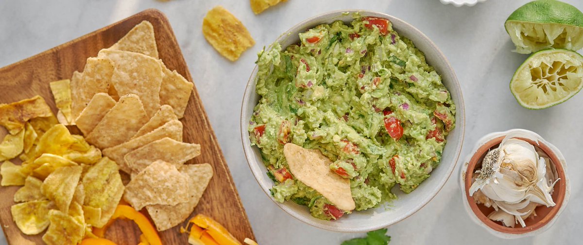 joyoushealth's tweet photo. Whip up my Everything #Guacamole this weekend for a pre-dinner or afternoon snack: https://t.co/FPBTOYjXXJ https://t.co/pWTXTXi6Aj