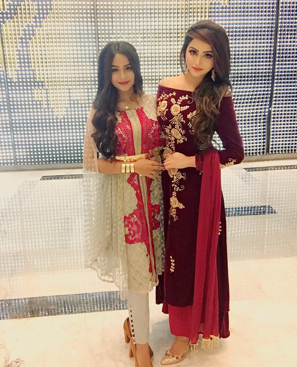 brishtyreraruu's tweet photo. Eid 2k18 https://t.co/s46sTIySkz