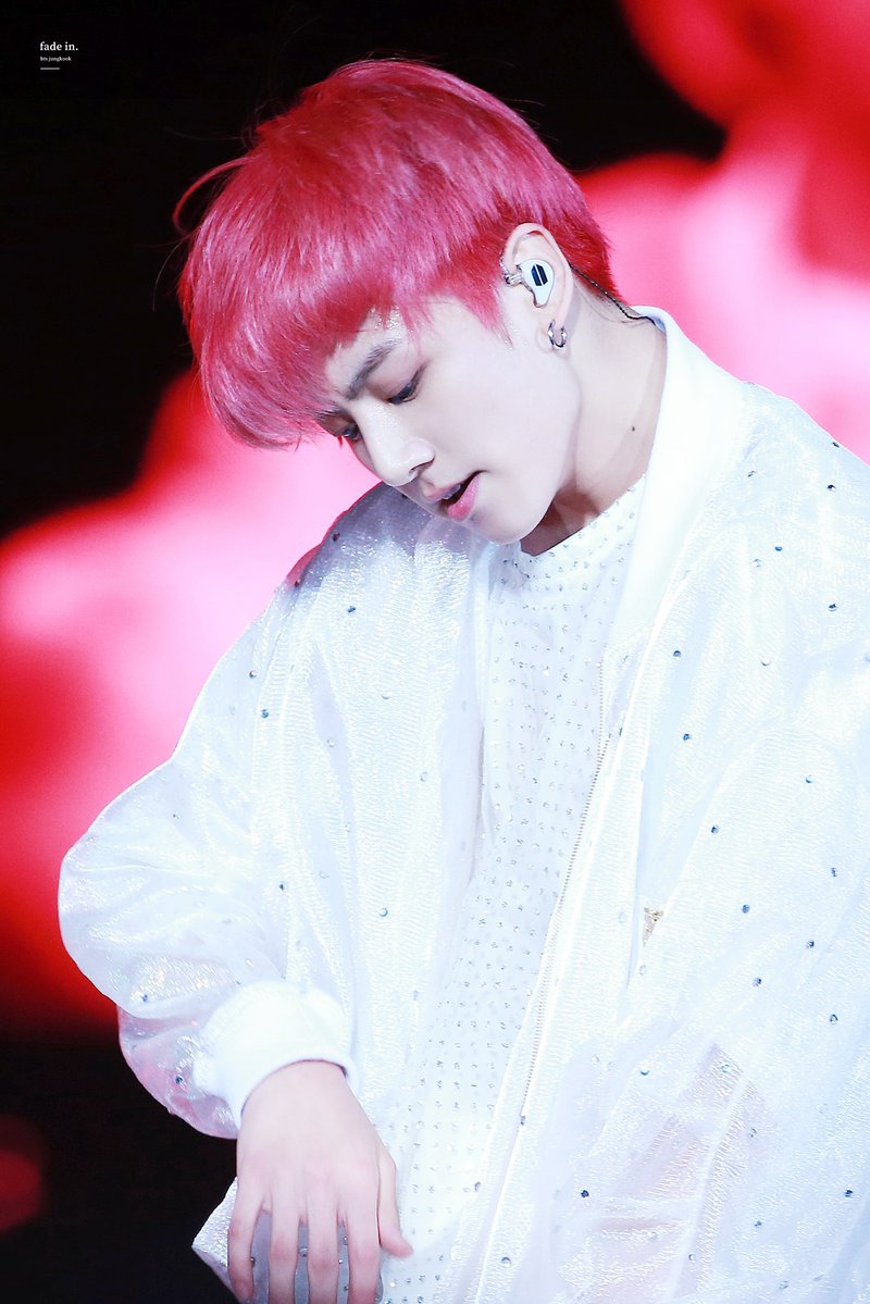 btsxpics's tweet photo. https://t.co/Ira6cwQBCp