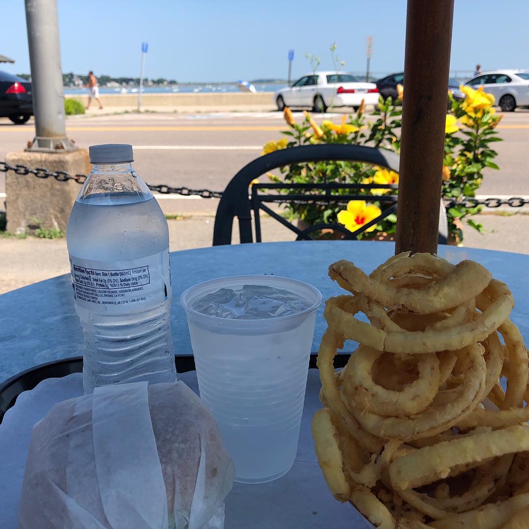 Quincy Clam Box tweet media
