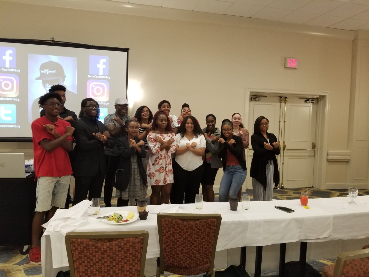 ruck81's tweet photo. Entrepreneurship Summit in Irvine @IamKevinBracy @joinUBSUC #SEAT @baycourtwatch @UbsucR @NFTEBayArea #chasegreatness https://t.co/GfmP3FB6qK